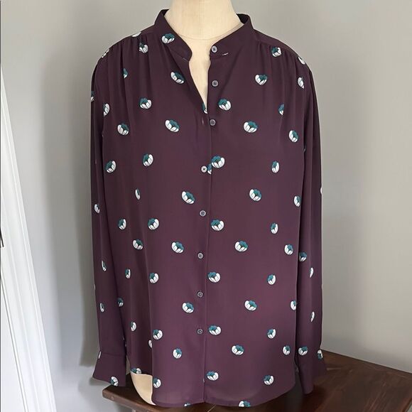 LOFT Women's Long Sleeve Button Front Semi Sheer Blouse Top Size M - Picture 1 of 10